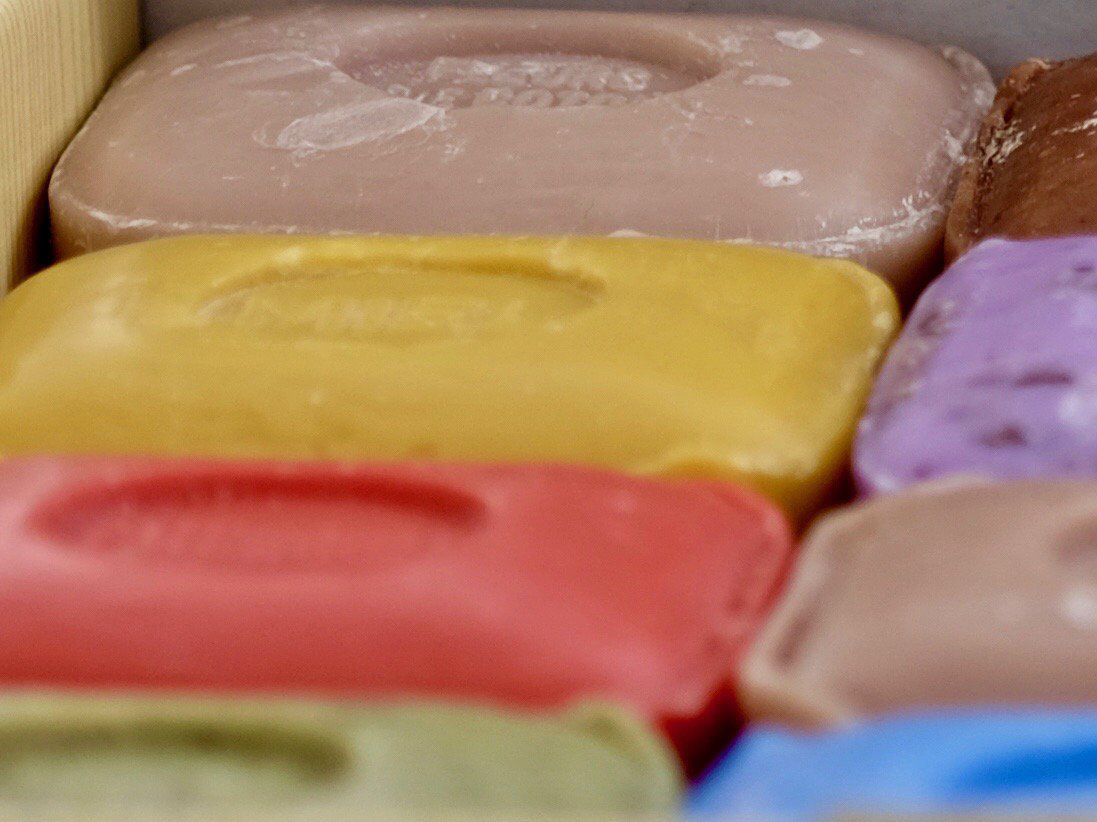 Savon de Marseille aux Algues et Argile 100GR | LE SERAIL