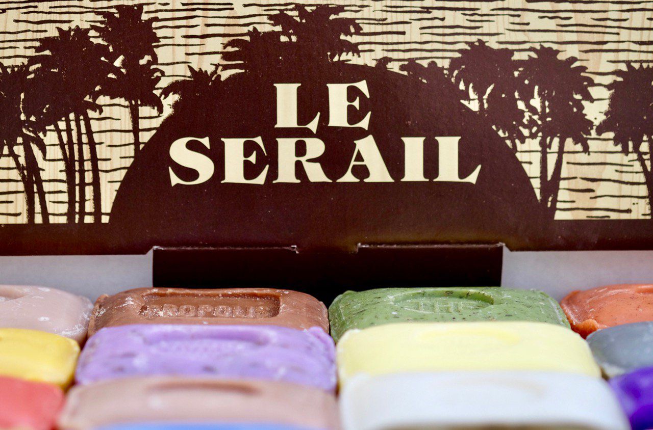 Savon de Marseille aux Algues et Argile 100GR | LE SERAIL